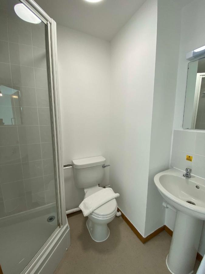 Regency Hall Smart Cheltenham Ensuite Rooms E Ngoại thất bức ảnh